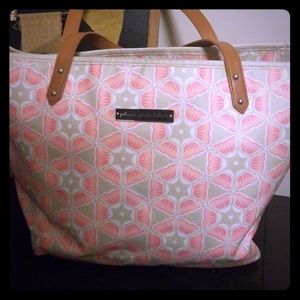 Petunia pickle bottom tote